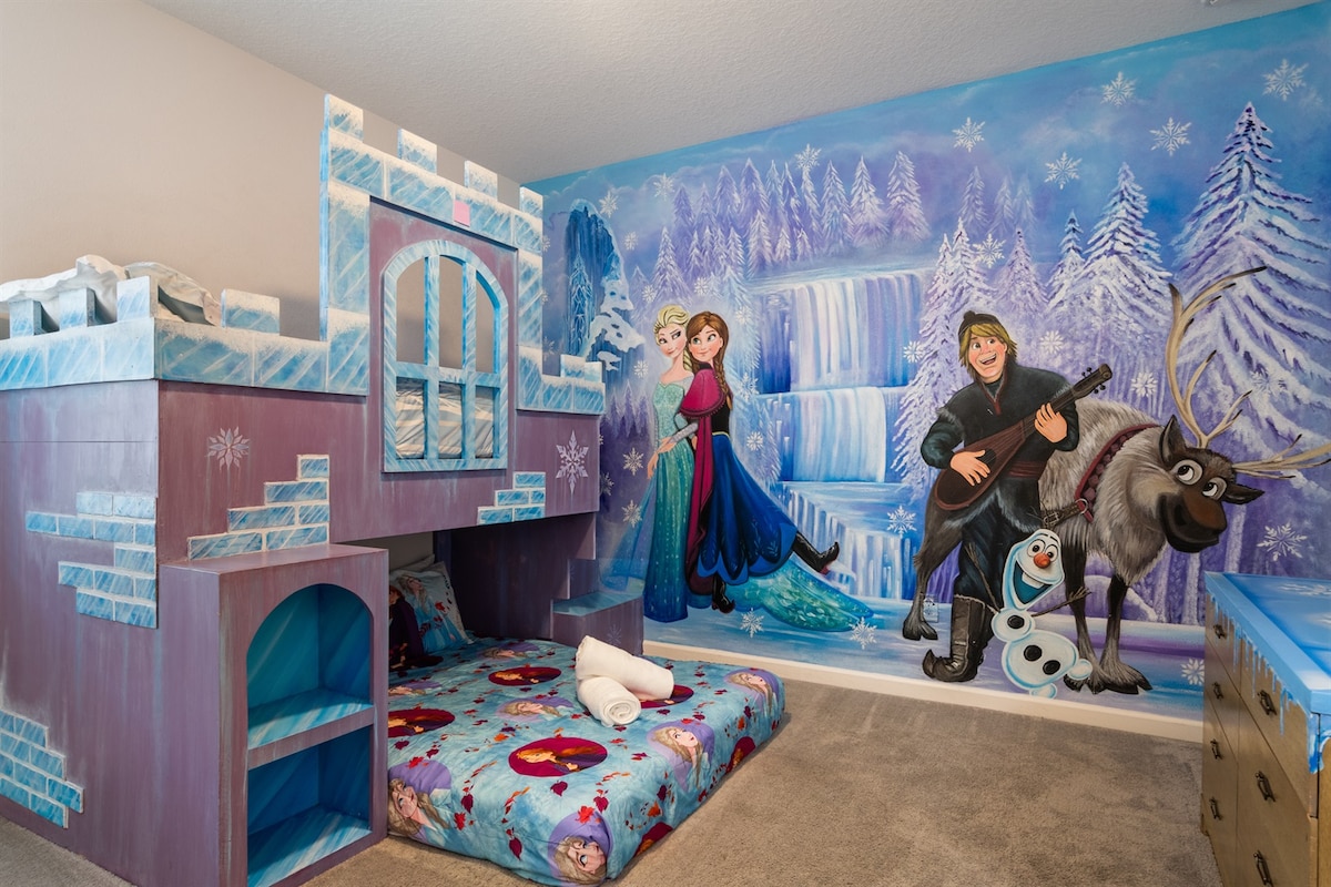 15BD - Sleeps 30 - Themed - 15 mins to Disney - Houses for Rent in  Kissimmee, Florida, United States - Airbnb, image size:1200x800