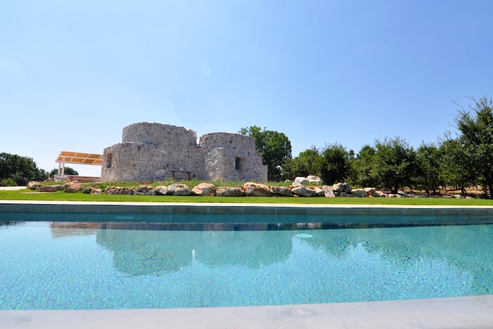 Trullo Quercervo Avec Piscine Privée - Pouilles