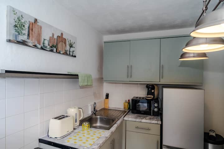 Maison-large-salle De Bain Privée - Maidstone