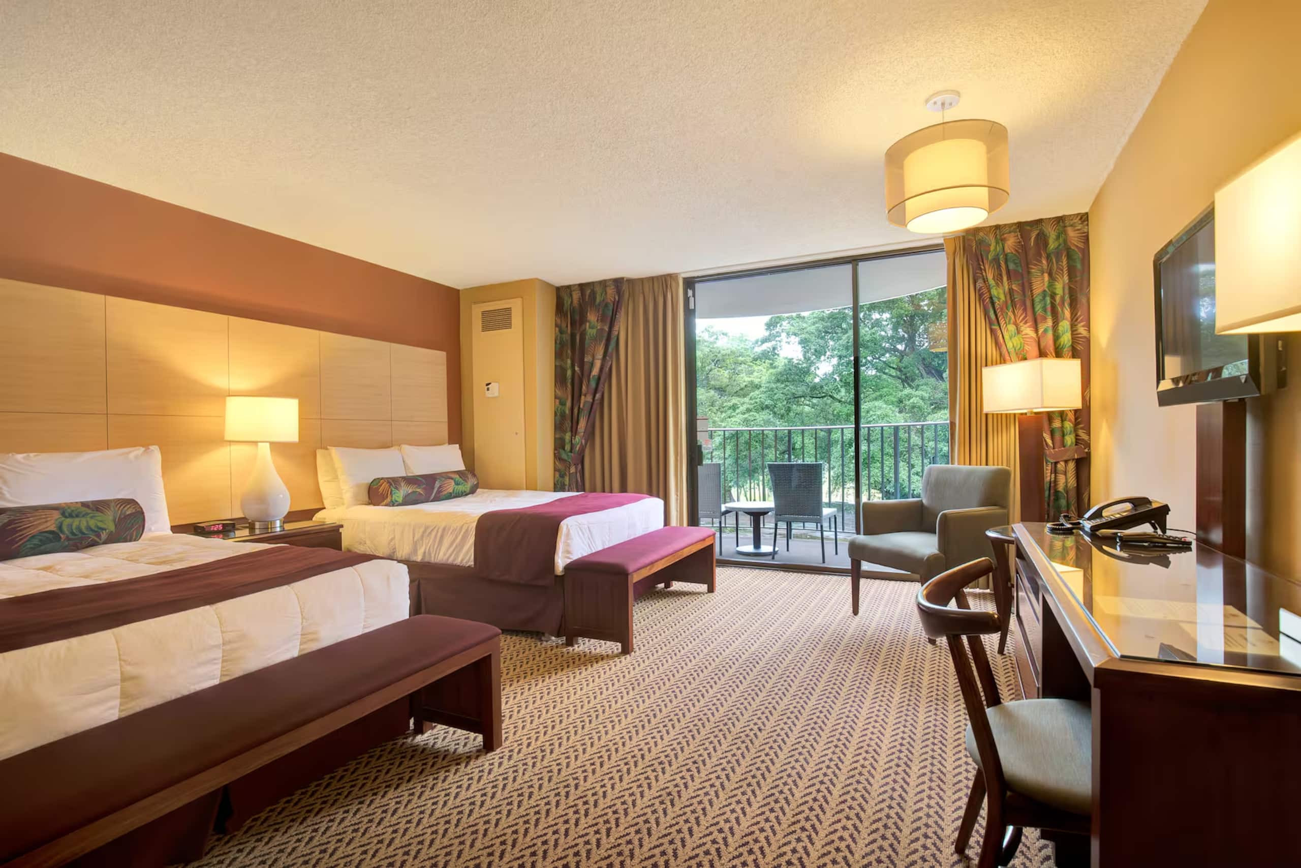 Hotel in Hilo · ★4.75 · 1 bedroom · 1 private bath - Image 1