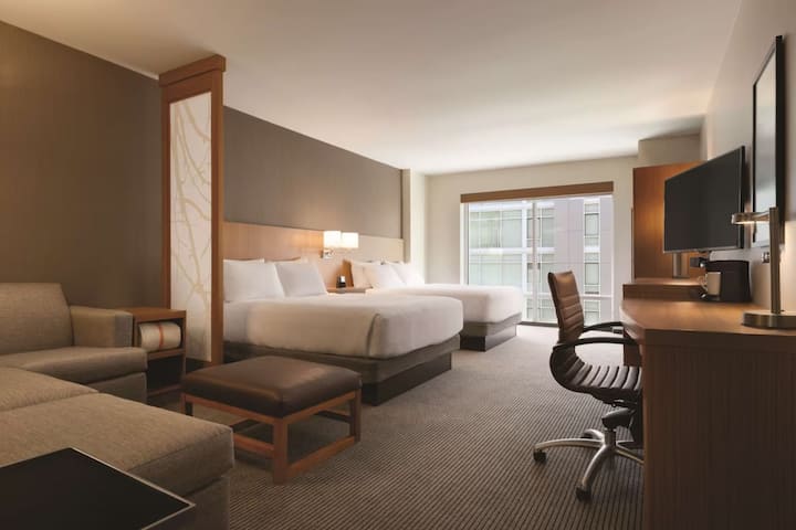Close To White House + Rooftop Terrace. Pool. Gym. - Washington D. C., DC