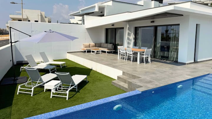 Seascape Villa 8 • 3 Bedroom • Pool • Mid-stay - 貝尼多爾姆