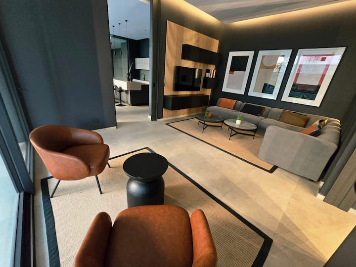 Ht | Hermoso Estudio En Las Condes Con Estac. - Las Condes