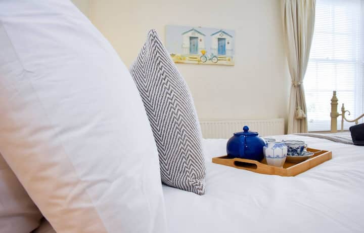 Dormitorio tamaño king en el primer piso