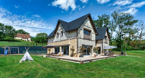 Heated indoor pool villa 5 minutes from Deauville