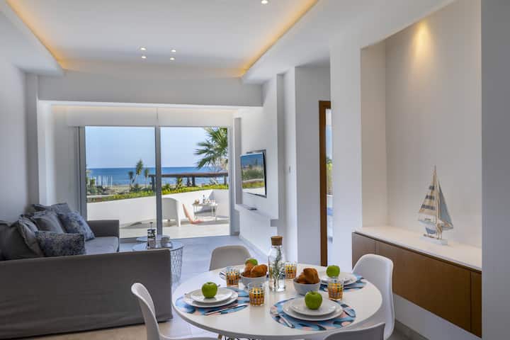Dream Beachfront Getaway At Larnaca Apartment 1388 - Larnaka