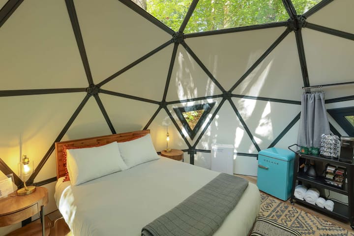 Cozy, Secluded Geodesic Dome - 31 - Freeport, ME