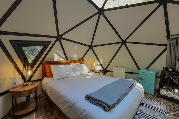 Cozy, Secluded Geodesic Dome - 28 - Freeport, ME