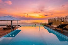 032-COC-A-HV-BDR01-WAL-001-HUA-UPS-TH