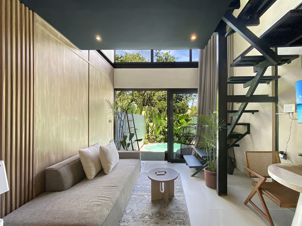 Villa in Kuta Utara · ★4.27 · 1 bedroom · 1 bed · 1 bath รายการ Airbnb เปรียบเทียบ