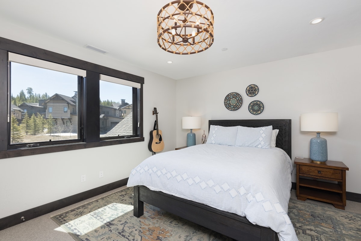 Dormitorio de invitados 1 arriba con baño privado