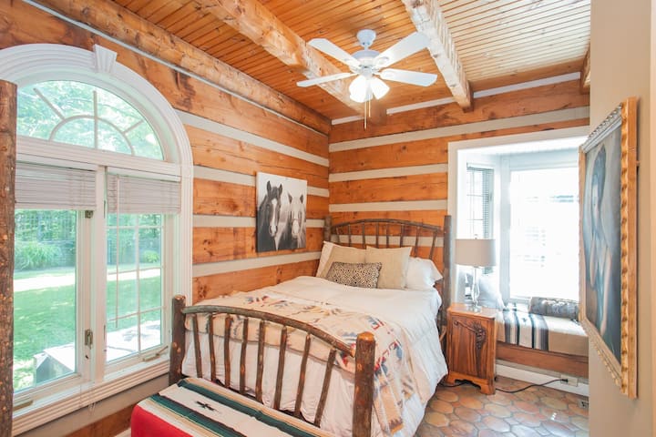 U 6. spavaćoj sobi nalazi se bračni krevet