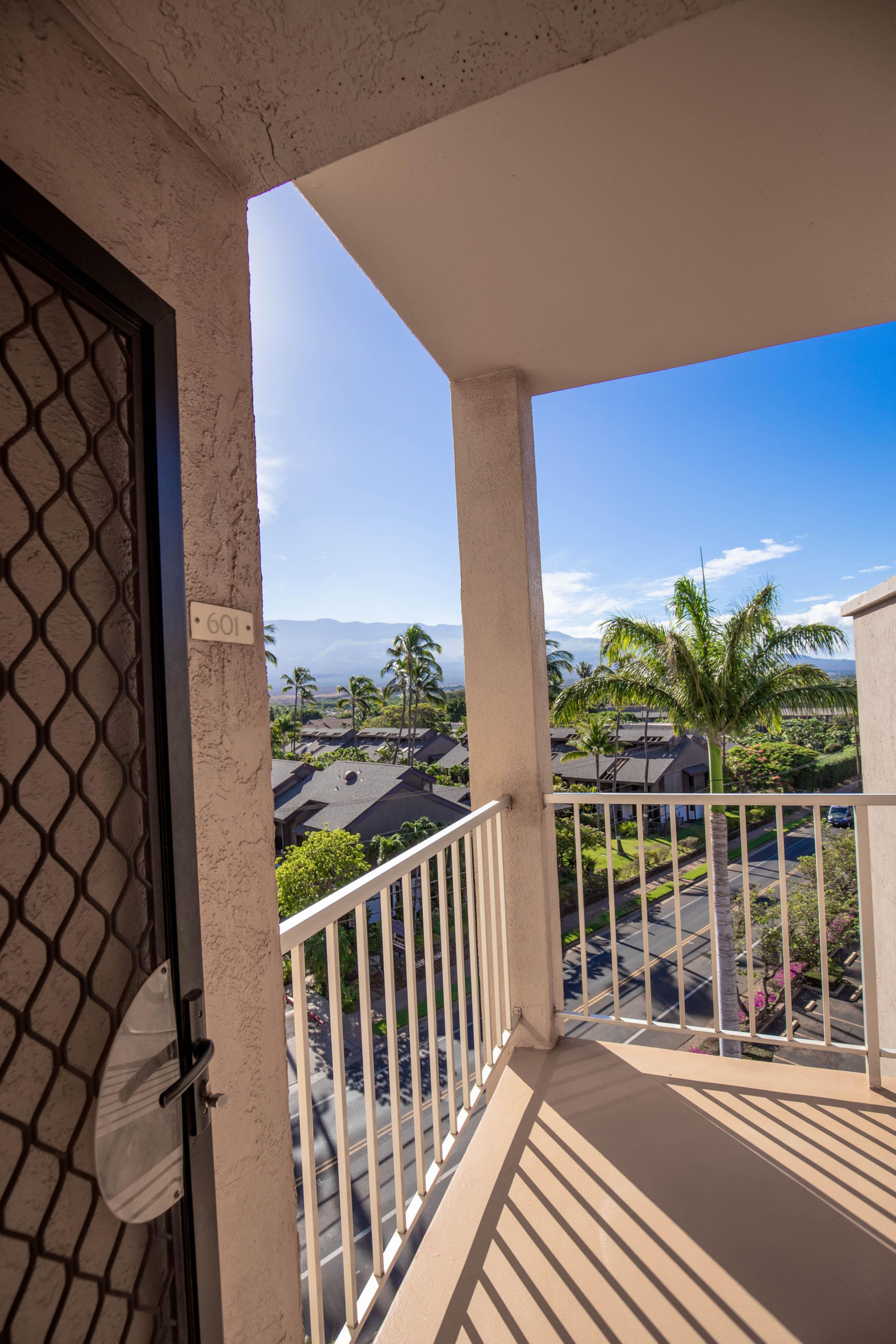 Condo in Kihei · ★5.0 · 2 bedrooms · 3 beds · 2 baths - Image 39