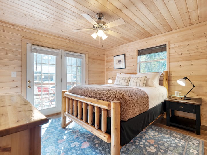 تضم غرفة النوم 3 سرير كوين.