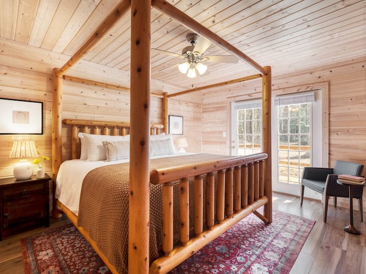 تضم غرفة النوم 2 سرير كينج.