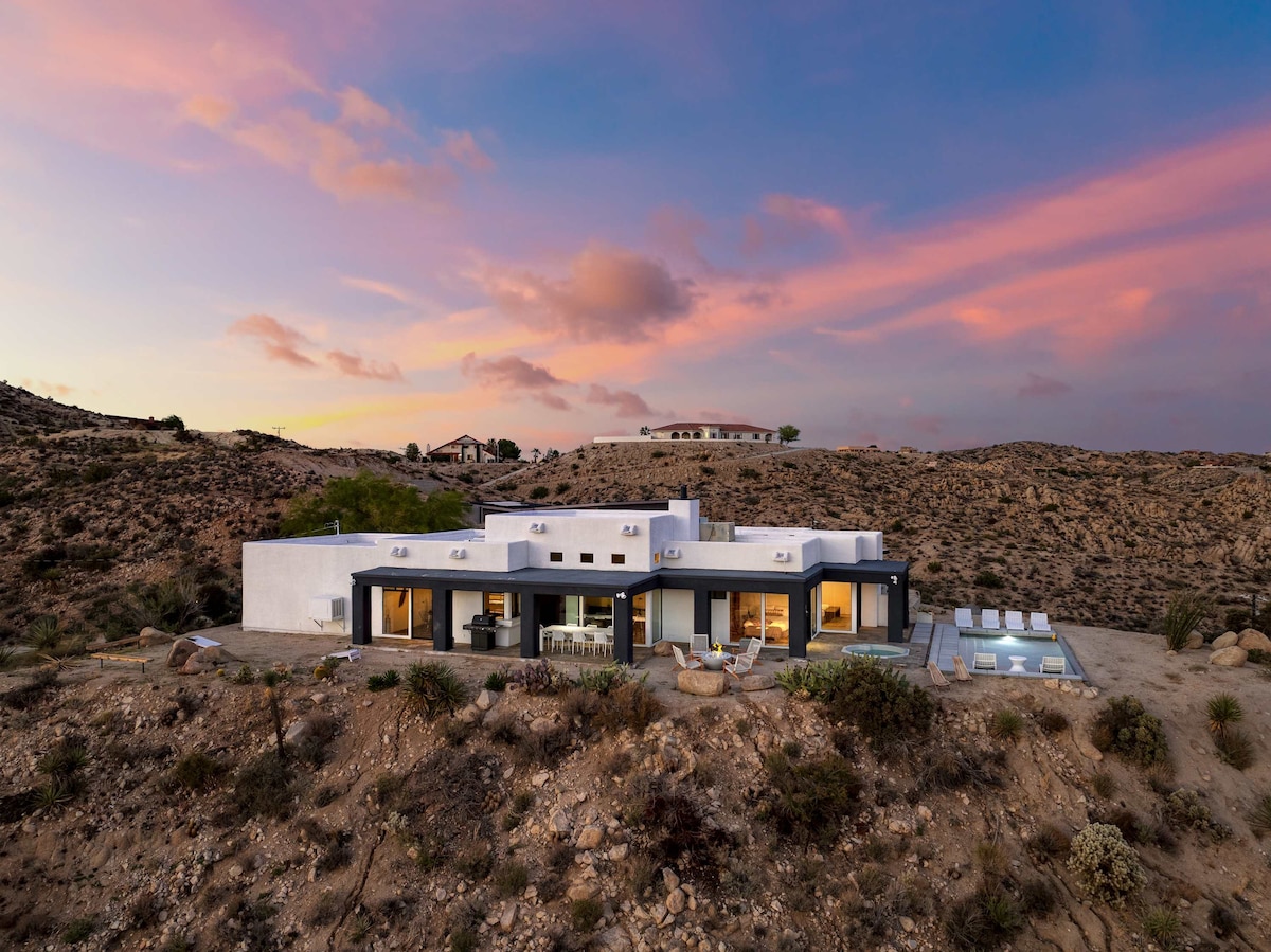 Aquarius • Modern, Pool, Hot Tub, Sweeping Views - Houses for Rent