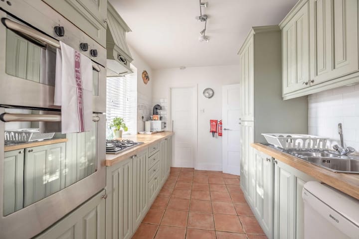 Hostahome managed Airbnb listing 3