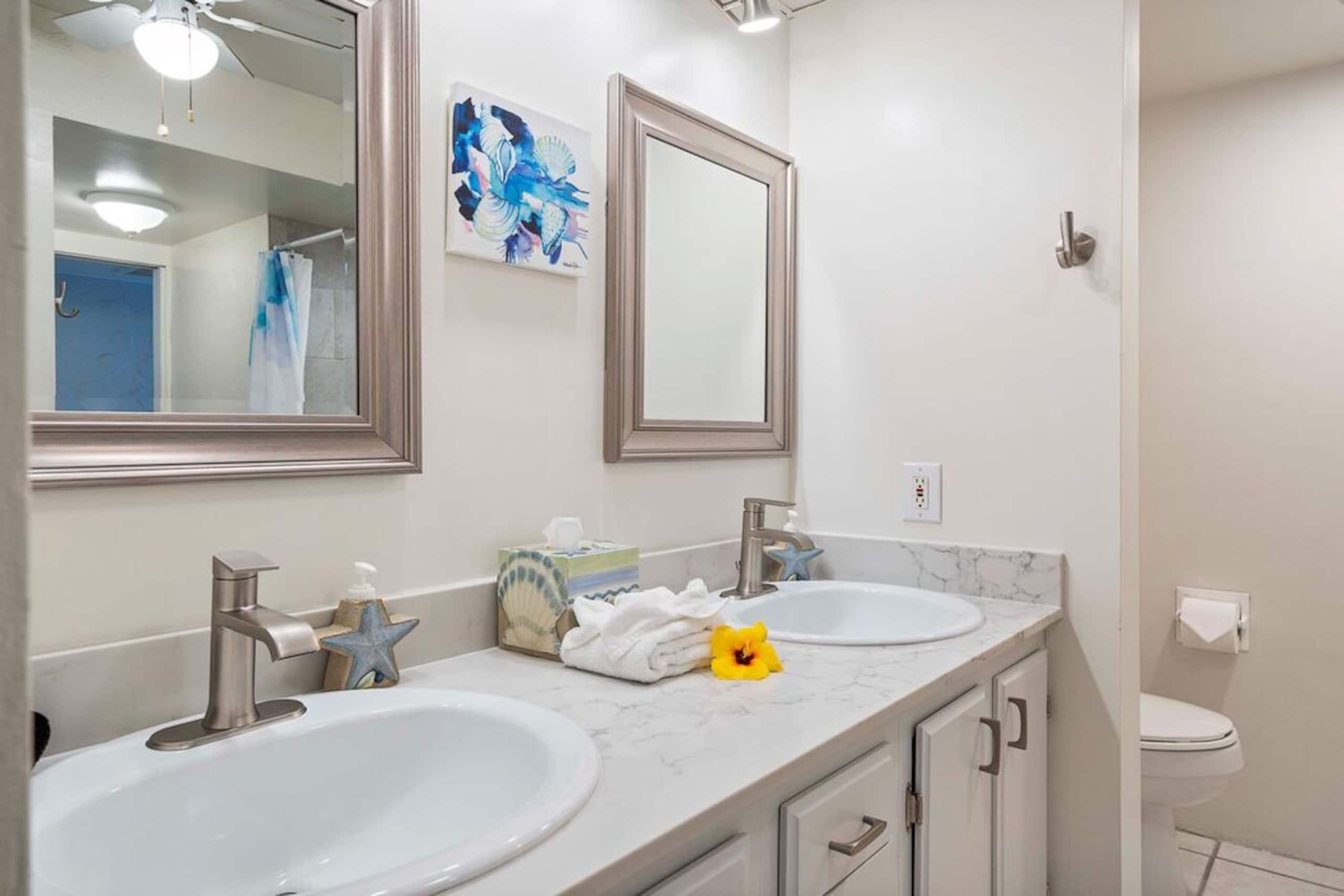 Condo in Kailua-Kona · ★4.89 · 1 bedroom · 2 beds · 1 private bath - Image 21