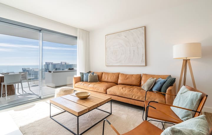 Sophisticated Two-bed With Sea Views In Pure South - Manilva