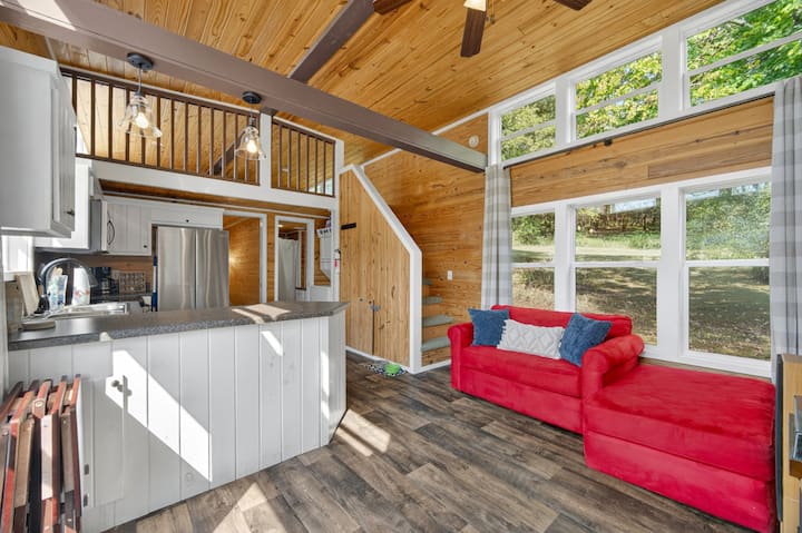 Sasquatch Shack | Tiny House In Hamestring Hollow - Lynchburg, TN