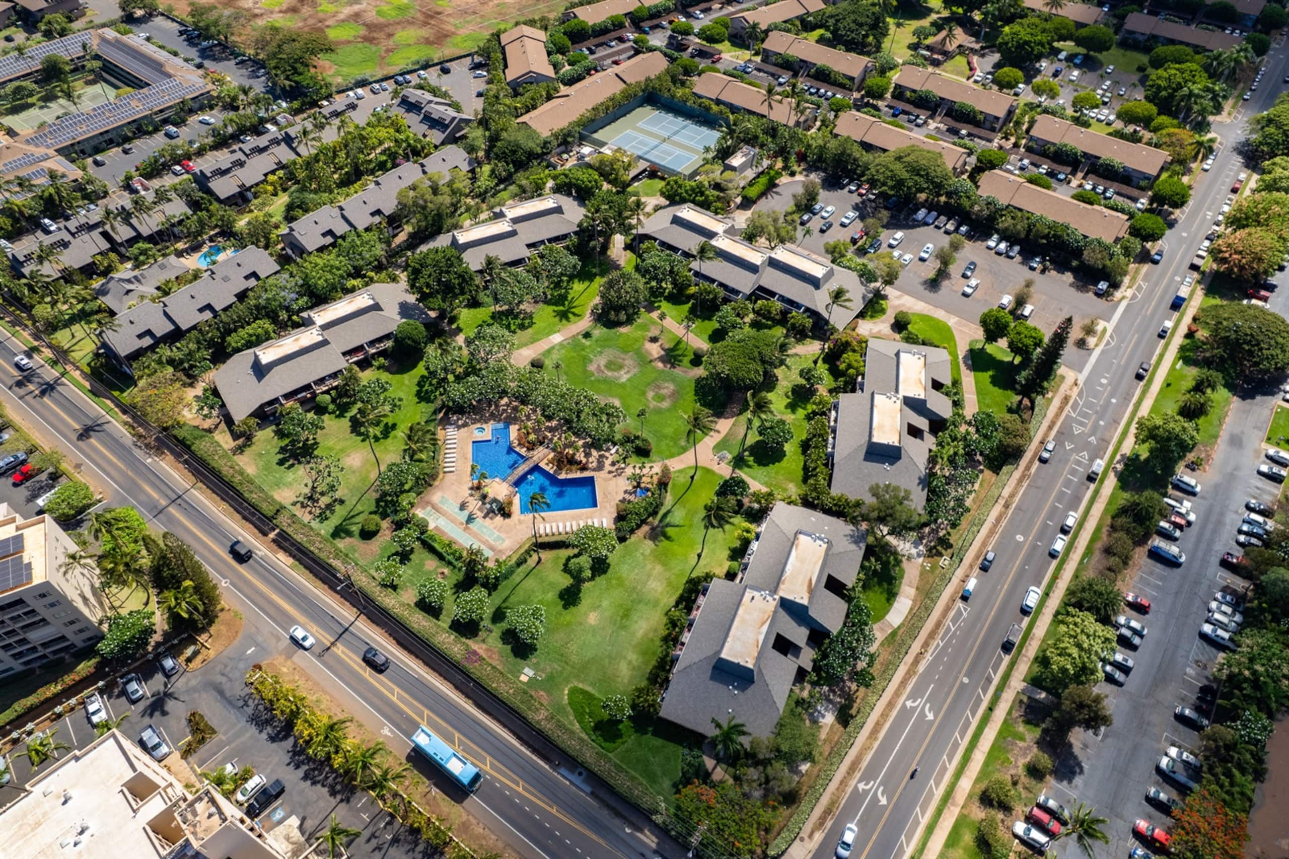 Condo in Kihei · ★4.95 · 2 bedrooms · 3 beds · 2 baths - Image 45