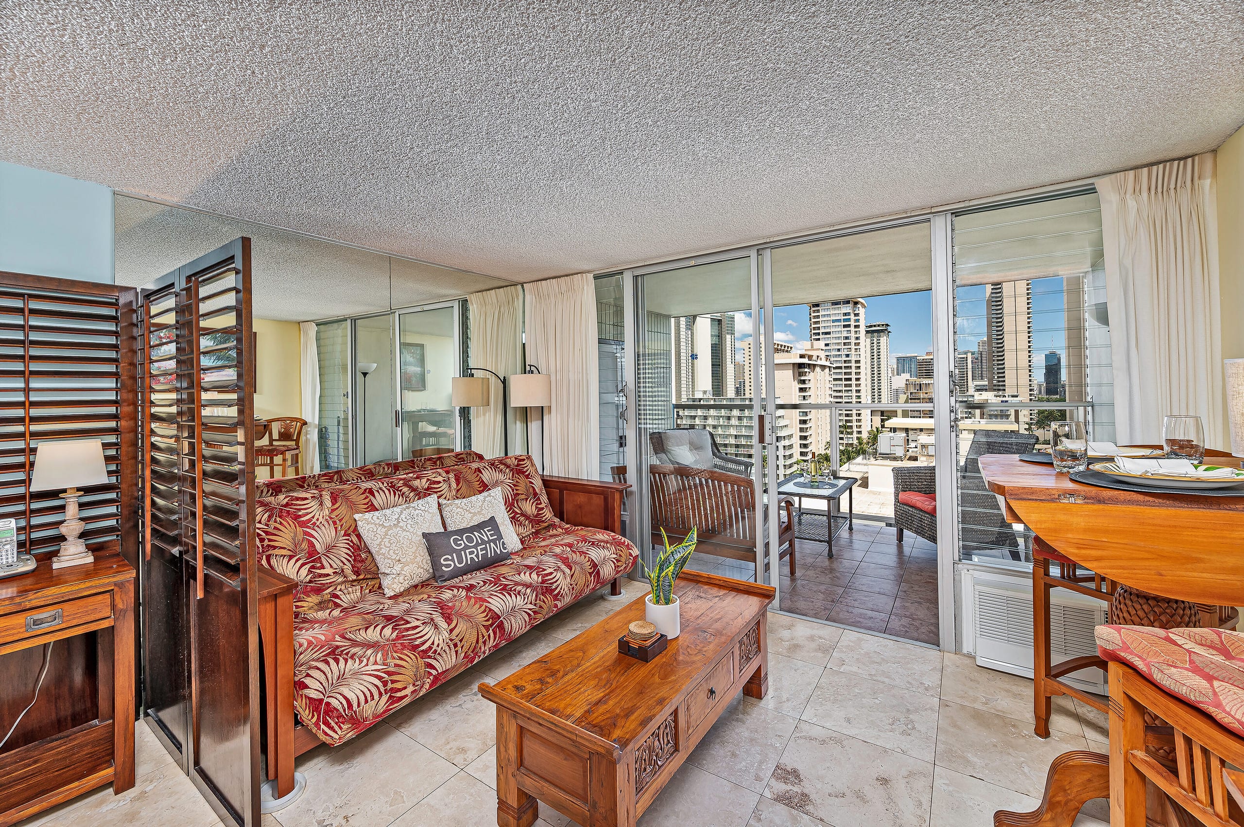 Island Colony City-Mountains View Condo Near Beach - Image 2
