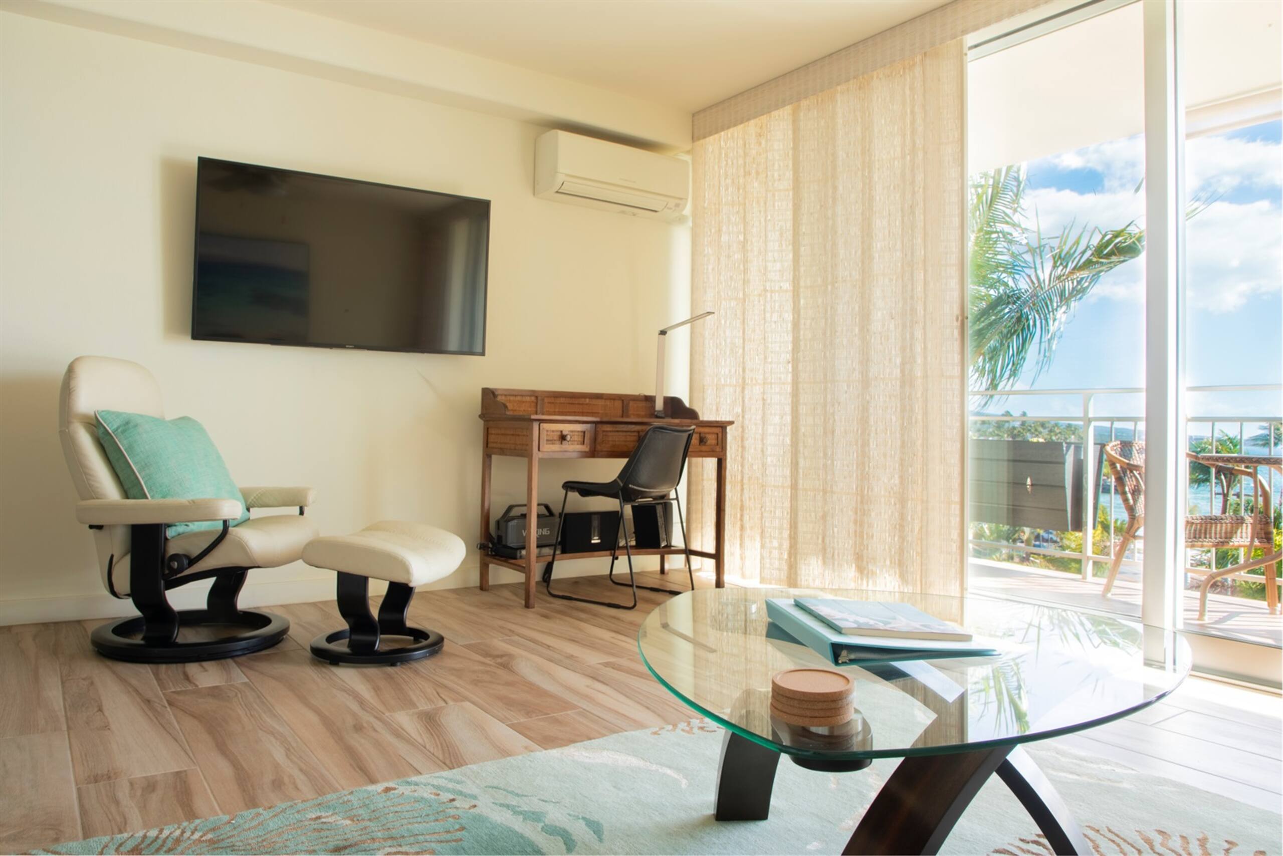 Oceanview Penthouse: Peaceful Upscale Escape, View - Image 69