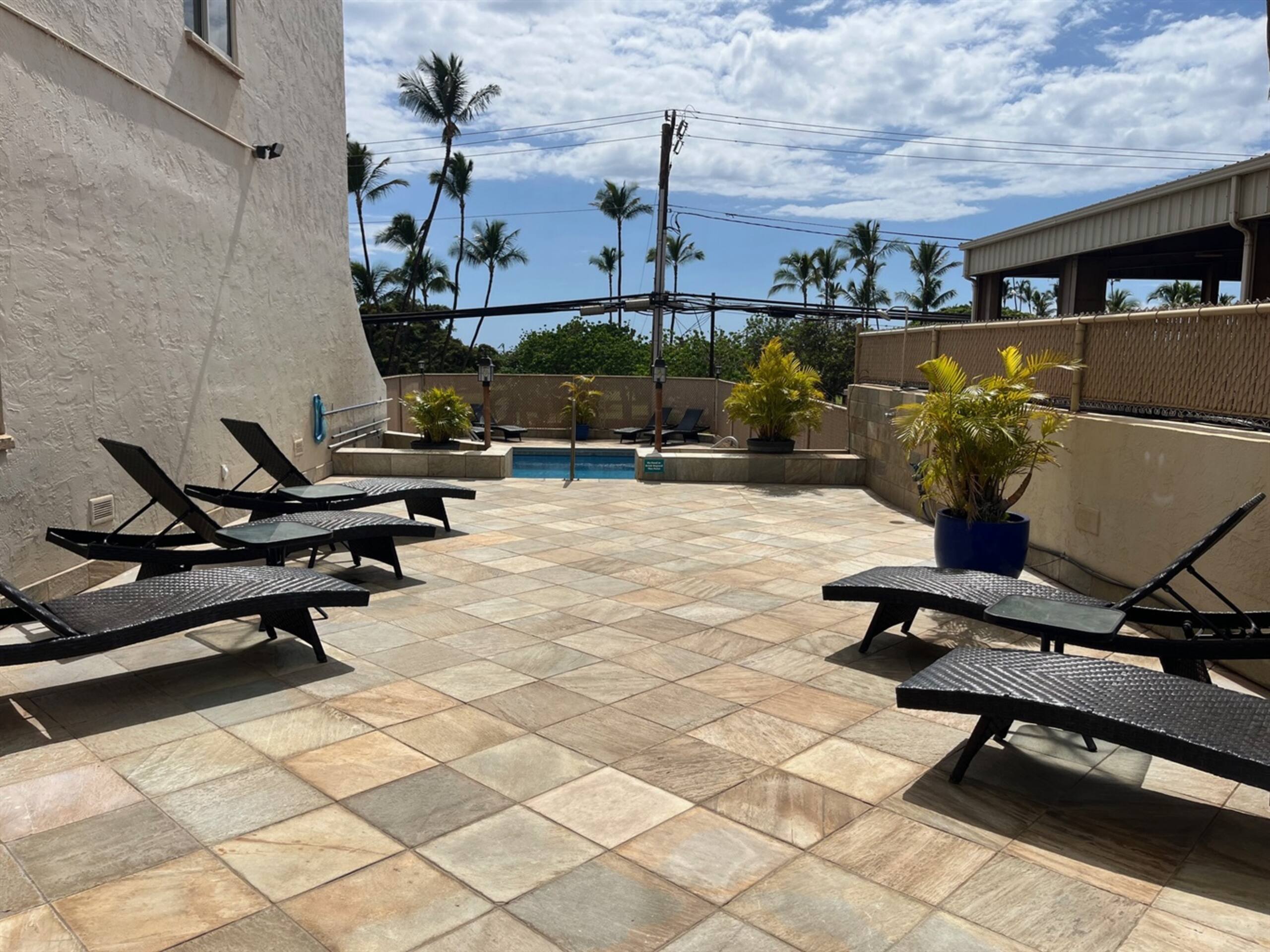 Oceanview Penthouse: Peaceful Upscale Escape, View - Image 28