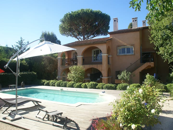 Maison à Var Près Des Plages & Piscine - Saint-Tropez
