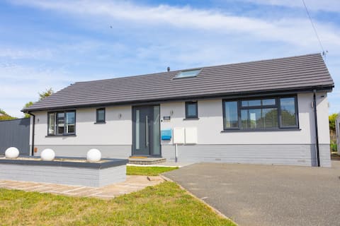 Successful Airbnb property: Mudeford Moments in Christchurch
