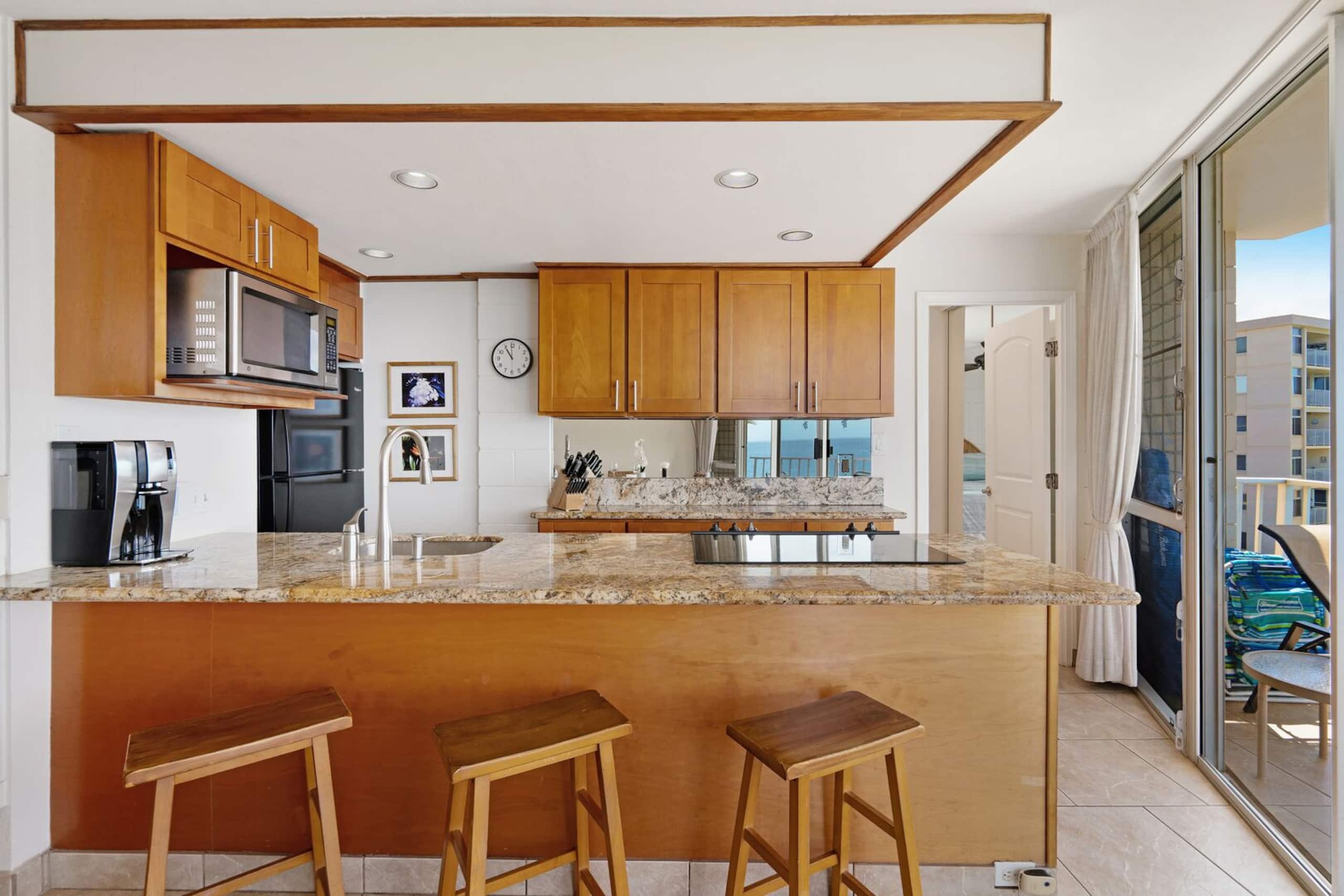 Condo in Kihei · ★4.87 · 2 bedrooms · 4 beds · 2 baths - Image 36