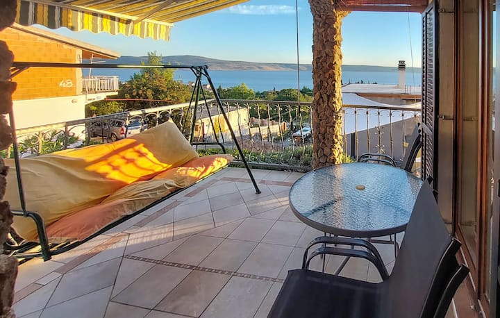 Beautiful Apartment In Starigrad With Wifi - Starigrad-Paklenica