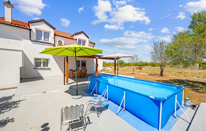Cozy Apartment In Dragisici With Wifi - Tisno