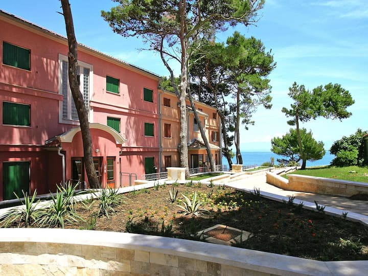 Appartement à Veli Lošinj Près De La Plage - Veli Lošinj