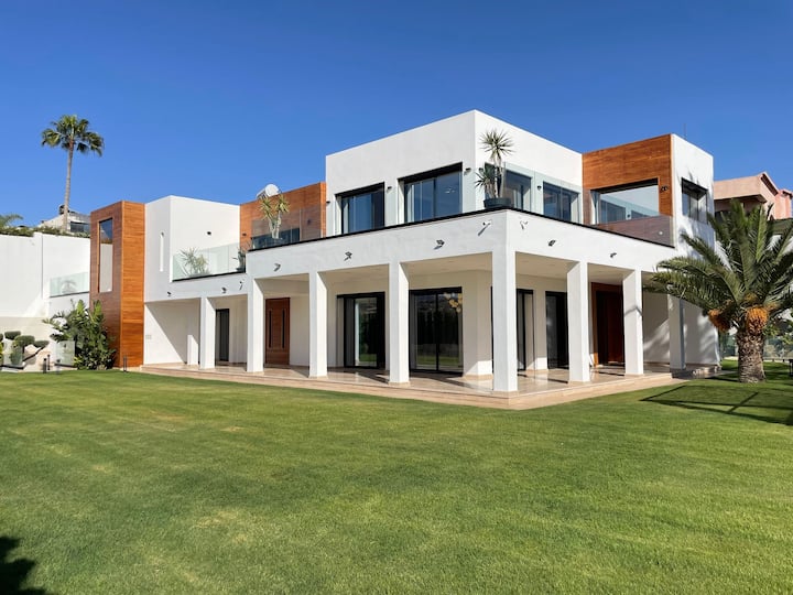 Magnifique Villa De 6 Chambres Avec Piscine Rg6202 - Agadir