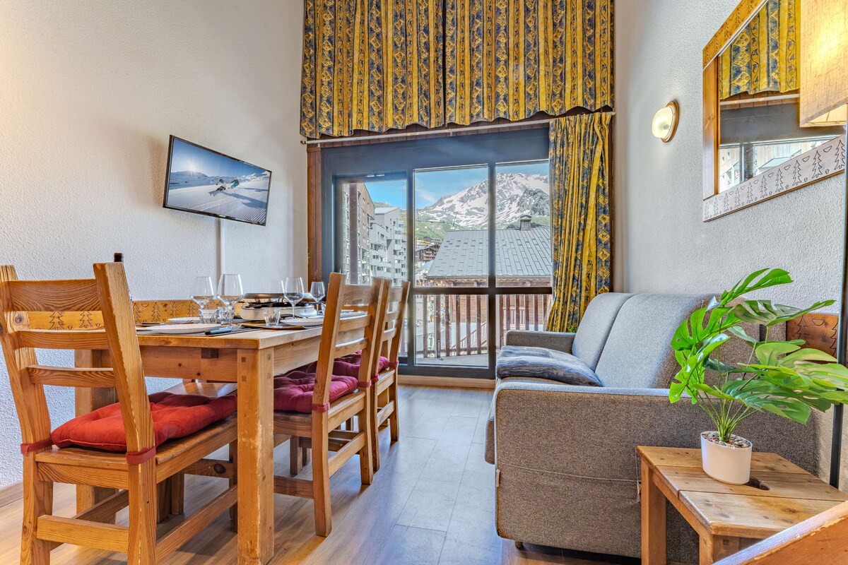 Probudite se uz pogled na planine i svjež zrak – vaše udobno gnijezdo u srcu Val Thorensa.