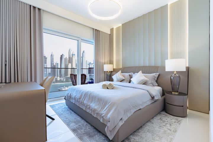 Poseban prostor za rad u glavnoj spavaćoj sobi.