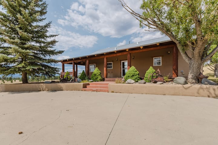 Peaceful Mountain Home With Deck Views - Pagosa Springs, CO
