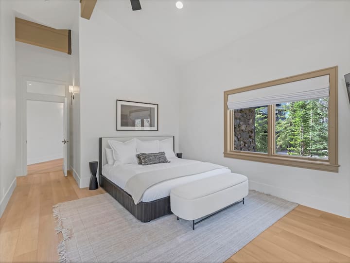 Bilik Tidur Dua - Utama Kedua