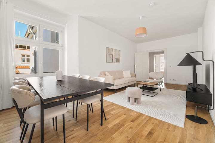 Modern 3 Bedroom Apartment In Mitte - Berlin