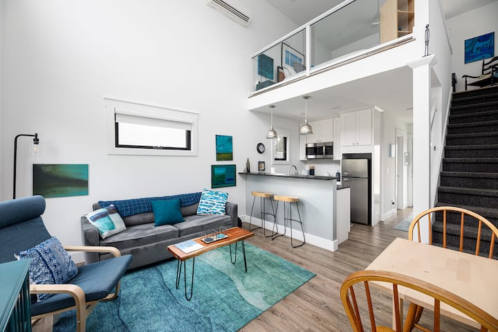 Waterscape Loft @ City Limit Lofts • Walk|downtown - Traverse City, MI