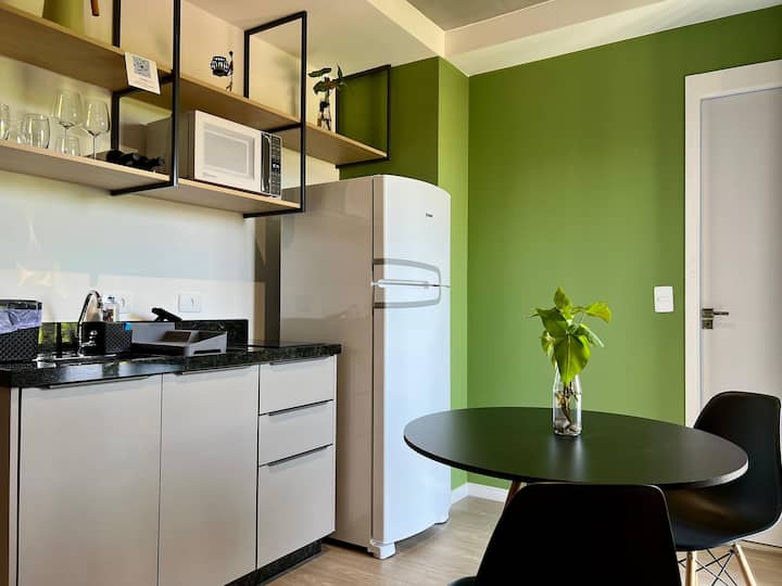 Studio No Centro Com Piscina E Academia - Maringá