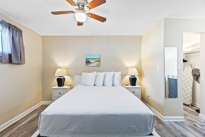 28-23044 بيرديدو بيتش بوليفارد 304 28