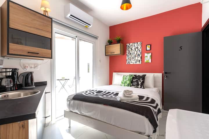 The Pop Art 5 - Studio In Larnaca - Kypros