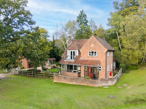Dell Cottage