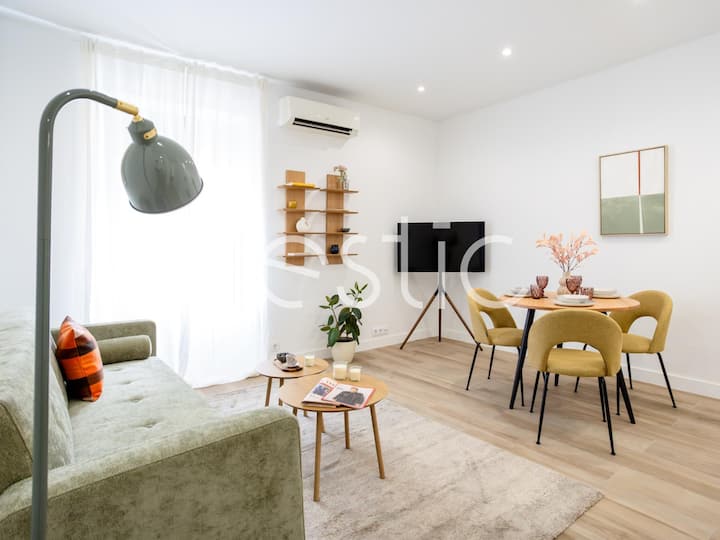 Apartment + Work Area In Retiro - Madrid