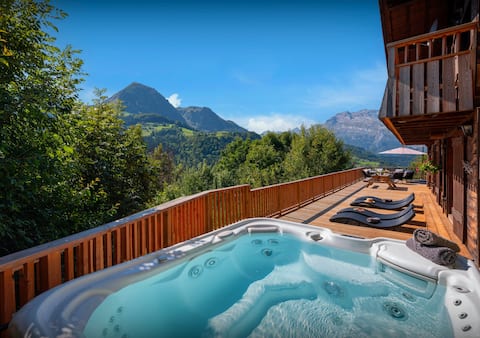 Breathtaking views close to pistes