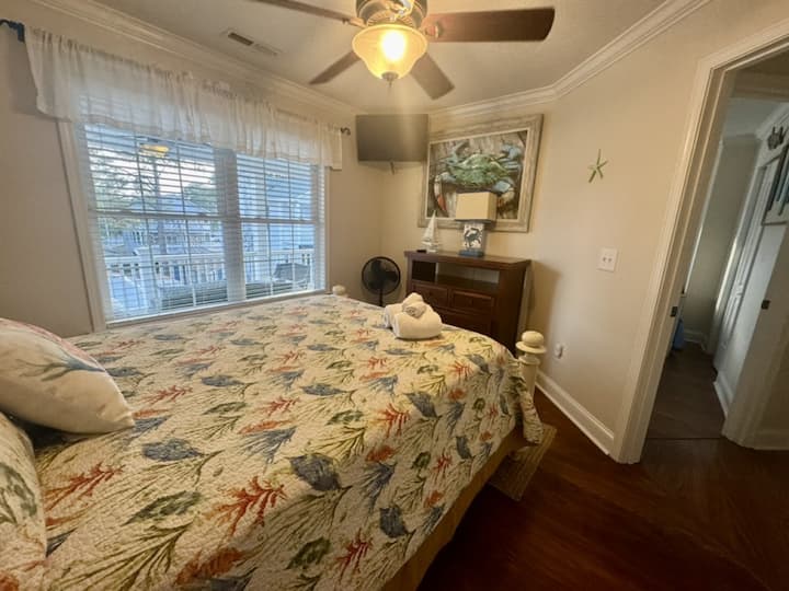 4C48A586-3294-491C-9870-8C0FA32789A4_1_105_c