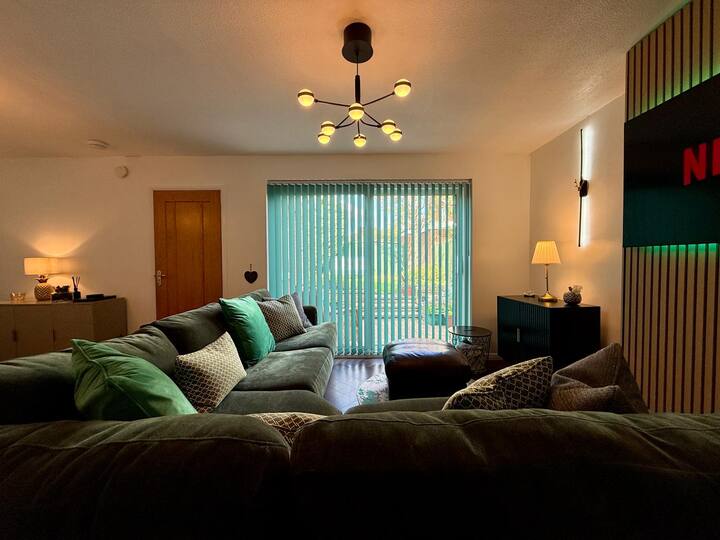 3br Countryside Stay In Leicester | Driveway + Ev - Northamptonshire