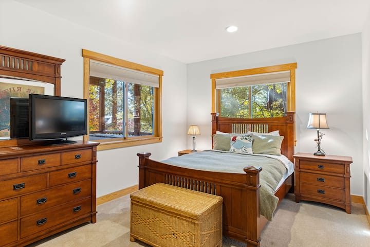 Spavaća soba na donjem katu